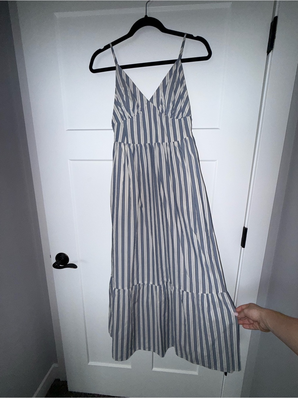 Universal Thread Blue & White Striped Spaghetti Strap Maxi Dress
